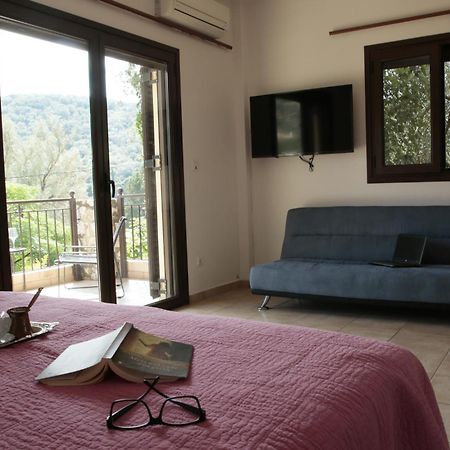 Elena'S Summer House Marantochori Exterior photo
