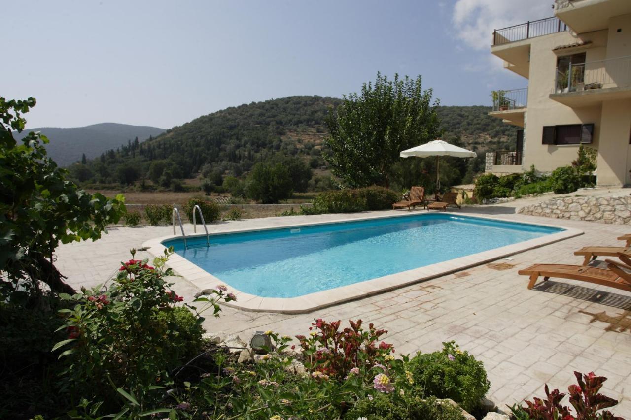 Elena'S Summer House Marantochori Exterior photo